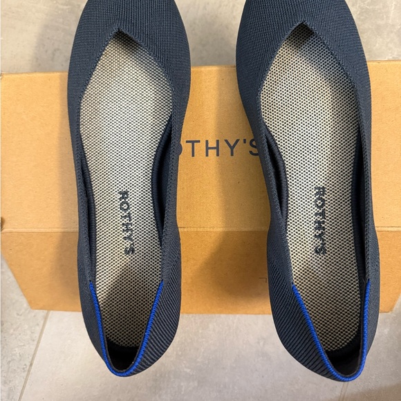 WORN 1x!! Rothy’s Navy, Size 11 - Picture 2 of 5